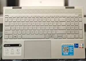 New Laptop HP Envy X360 8GB Intel Core I5 SSD 256GB