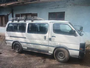 Toyota HiAce 1998 White