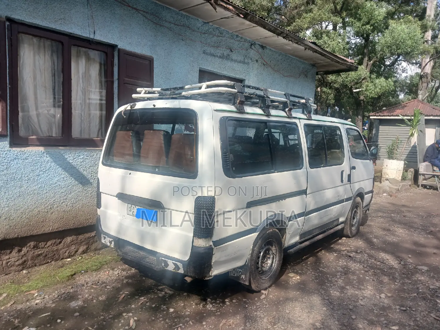 Toyota HiAce 1998 White