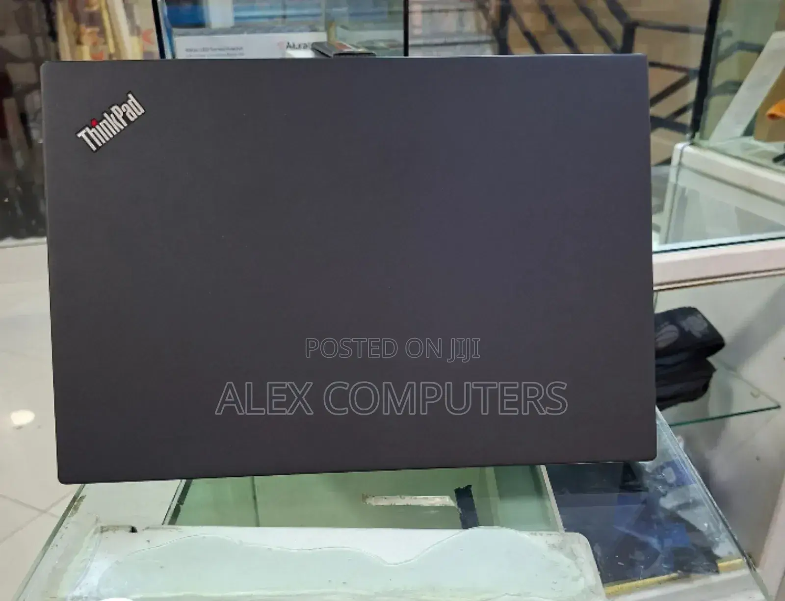 New Laptop Lenovo ThinkPad T495s 16GB AMD Ryzen 7 SSD 512GB