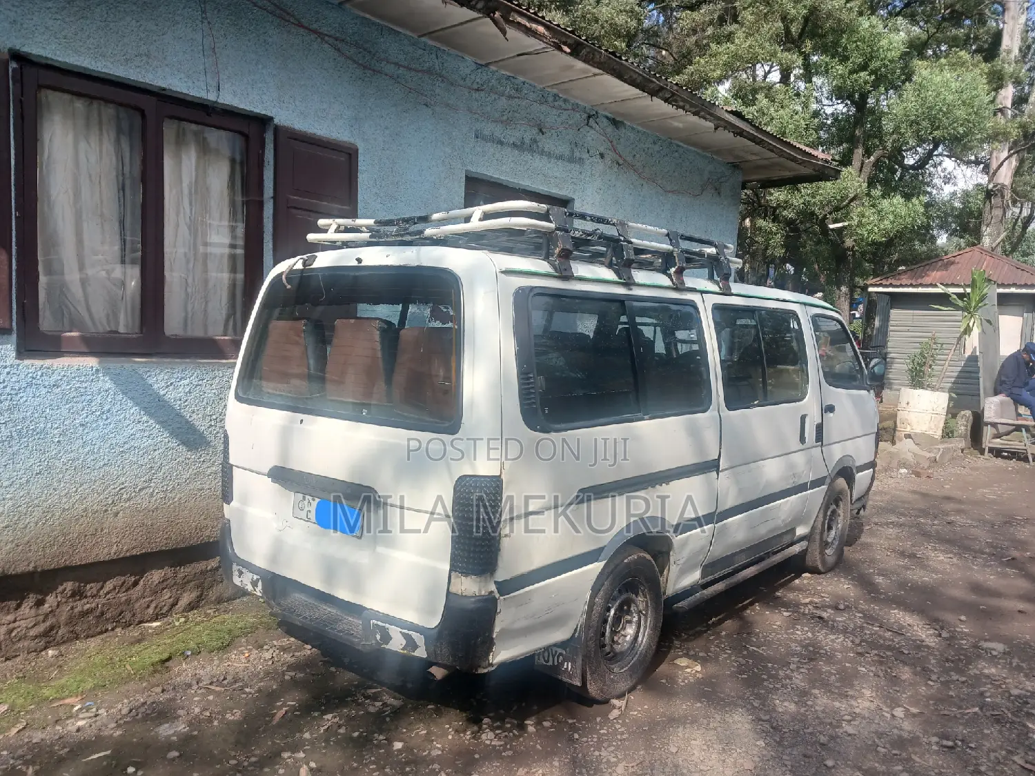 Toyota HiAce 1998 White