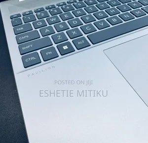 New Laptop HP Pavilion 17 16GB Intel Core I7 SSD 1T