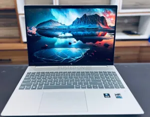 New Laptop HP Pavilion 17 16GB Intel Core I7 SSD 1T