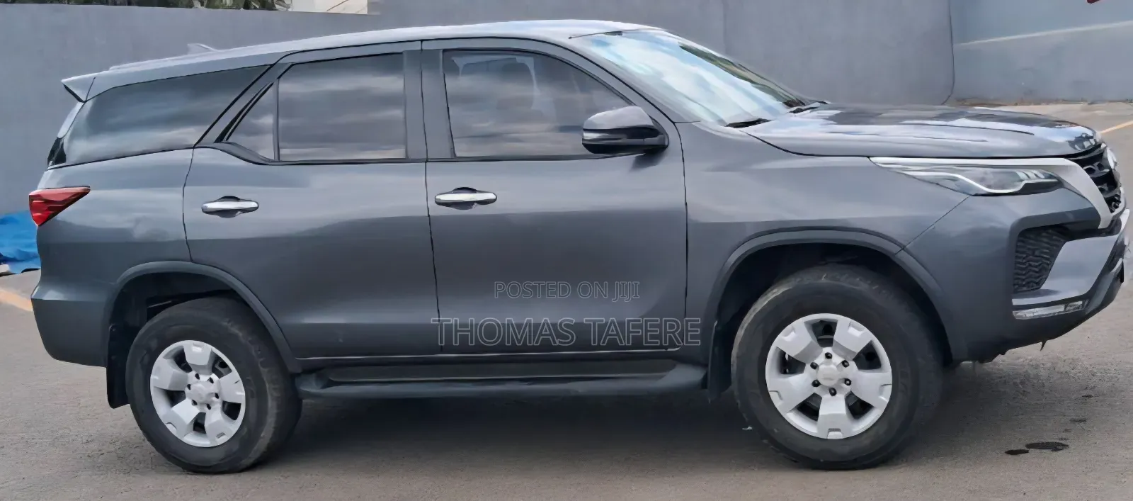 Toyota Fortuner 2022 Gray