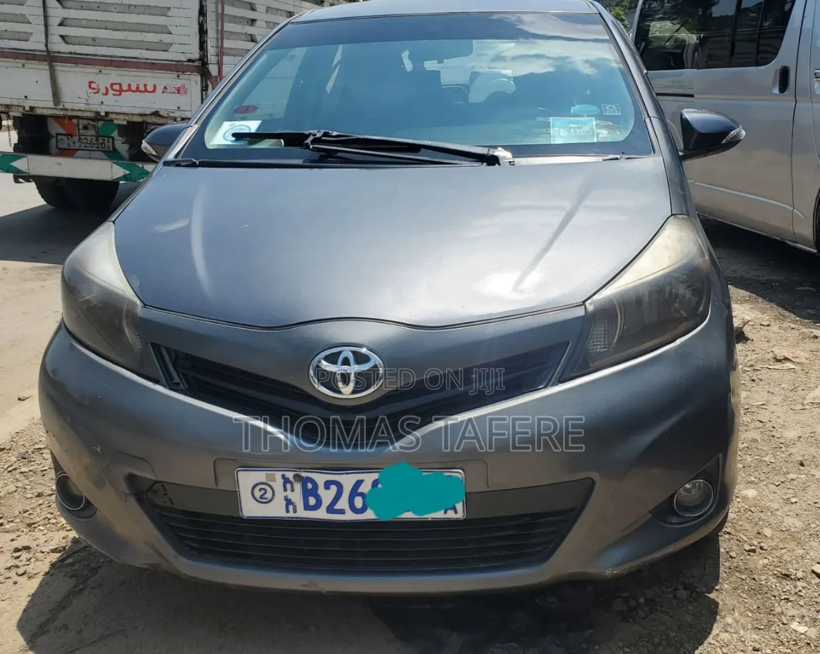Toyota Yaris 2012 Gray