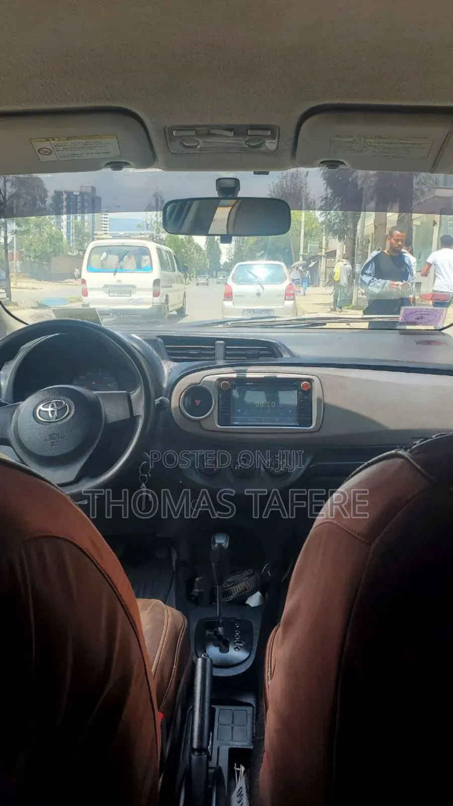 Toyota Yaris 2012 Gray