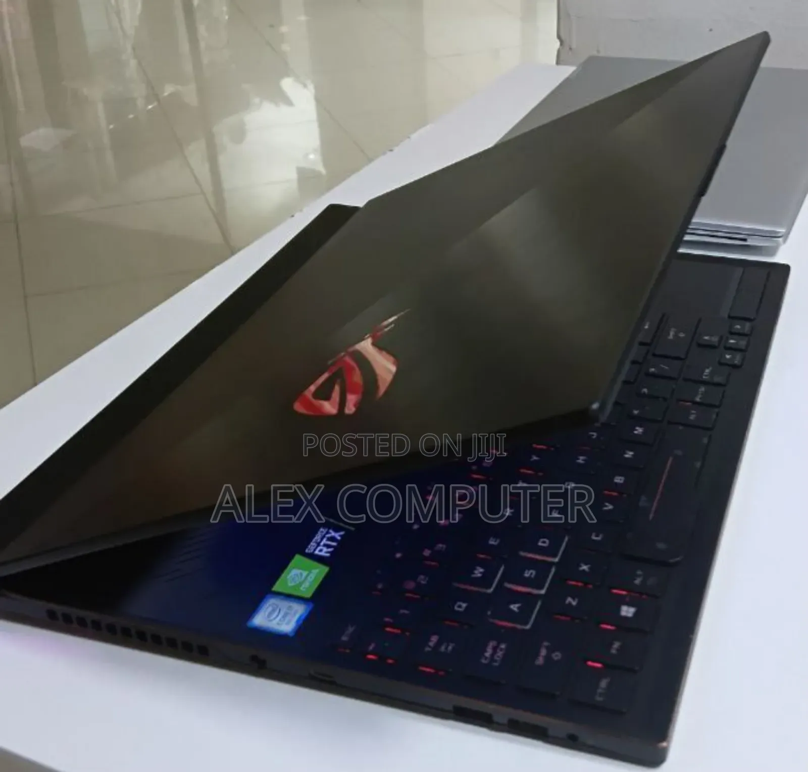 New Laptop Asus ROG Zephyrus G15 24GB Intel Core I7 SSD 2T