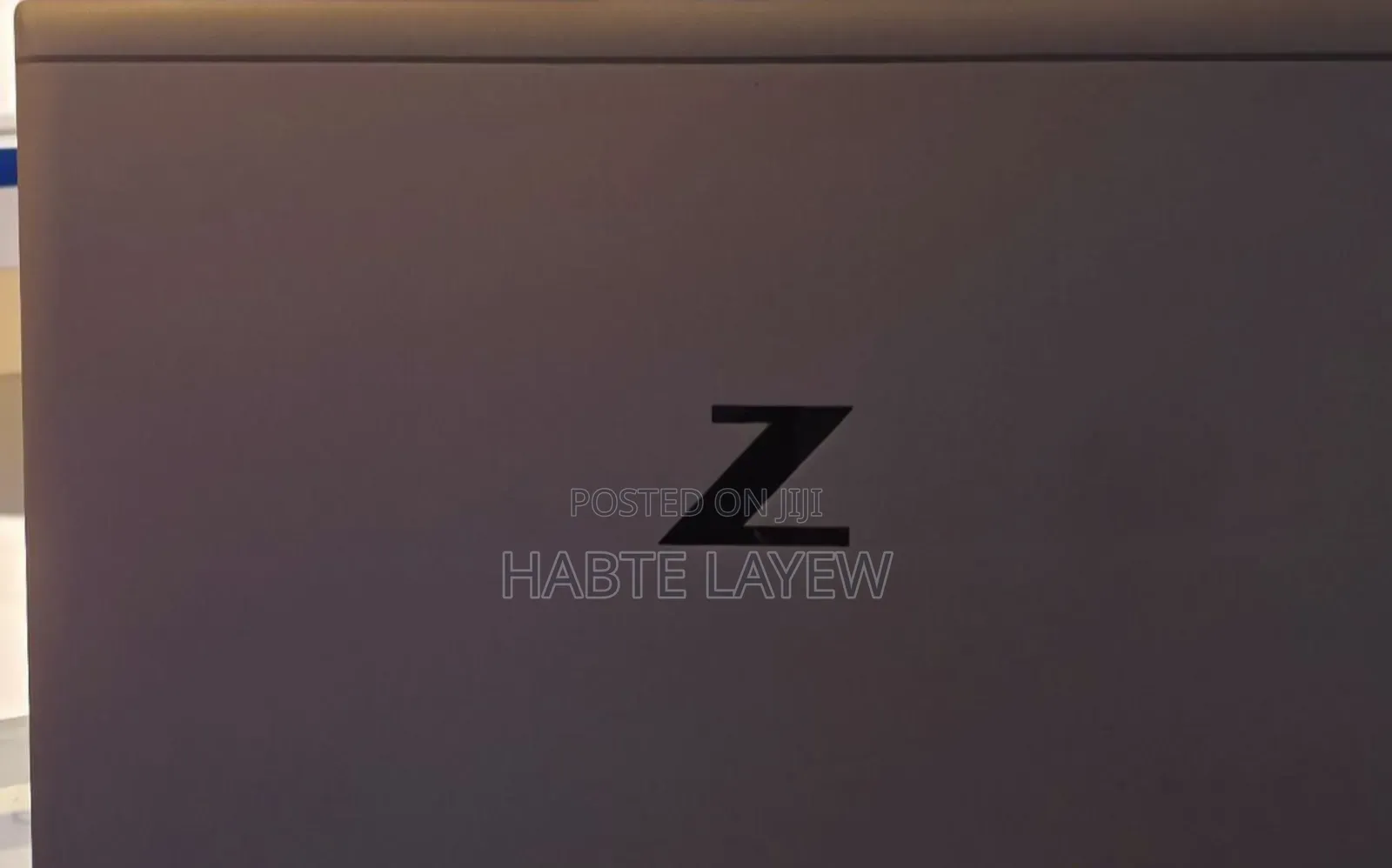 New Laptop HP ZBook Firefly G8 16GB Intel Core I7 SSD 512GB