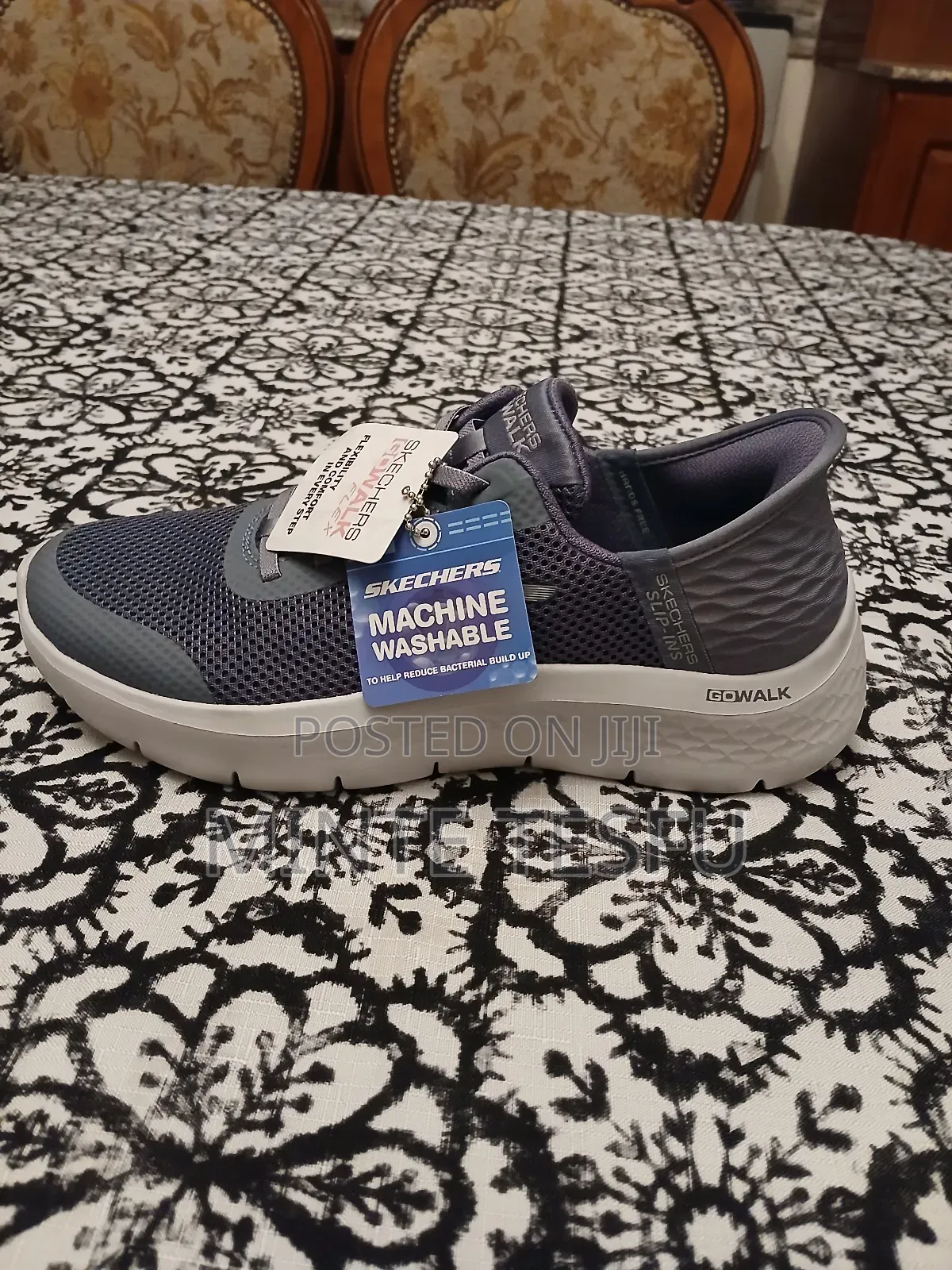 Sketchers Go Walk Shoes