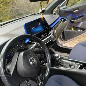 Toyota C-HR 2017 Silver