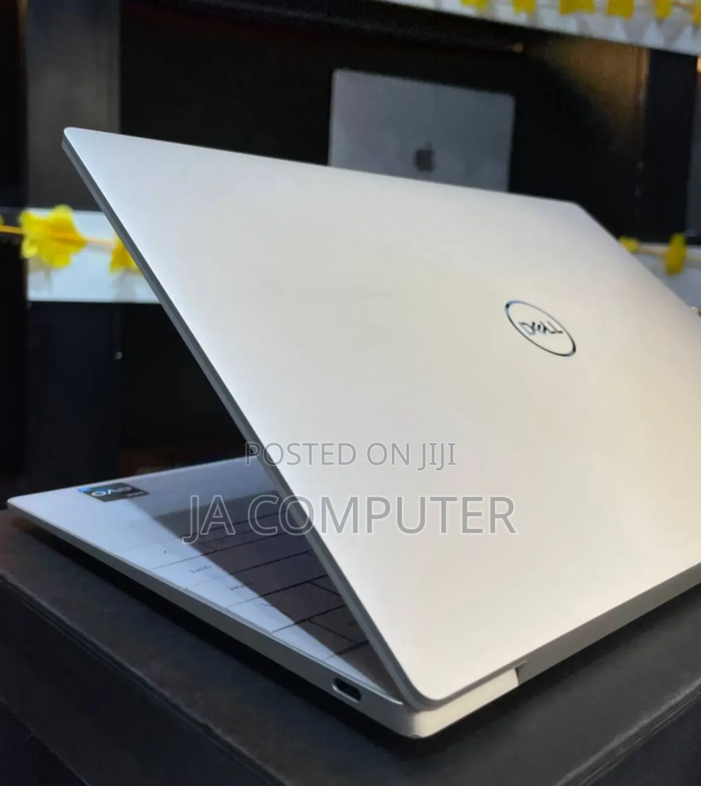 New Laptop Dell XPS 13 16GB Intel Core I7 SSD 512GB