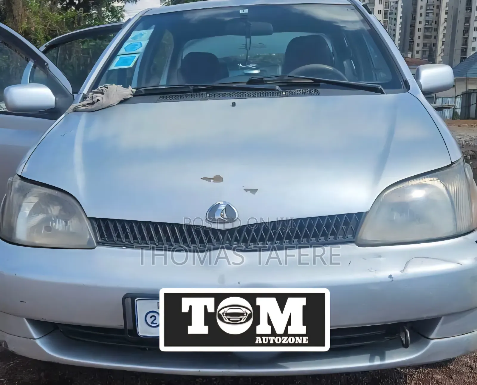 Toyota Platz 2002 Silver