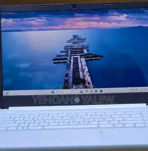 New Laptop HP Stream Notebook 8GB Intel Celeron SSD 60GB