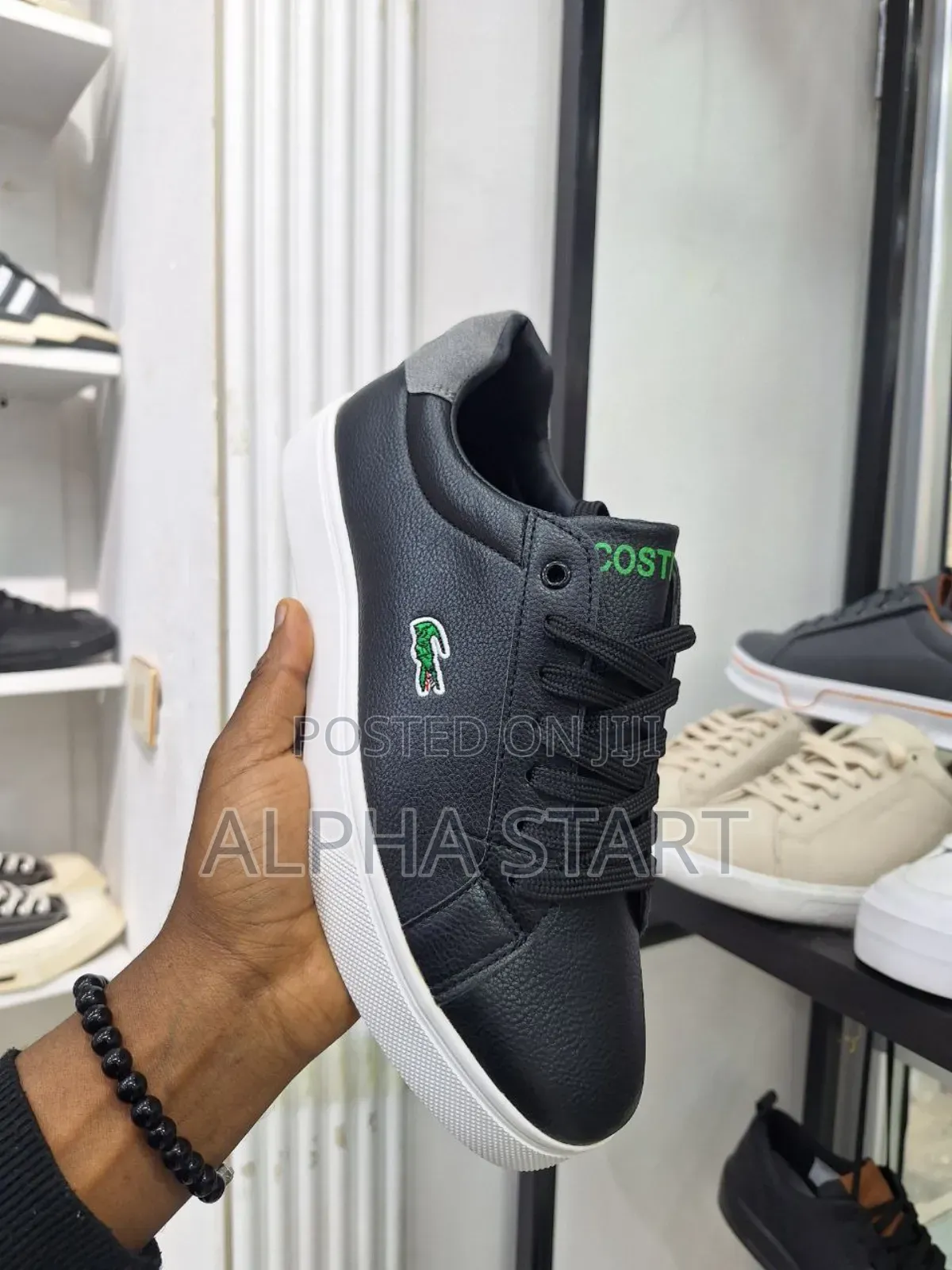   Flat Lacoste 
 Made in Vietnam 
 Size -- 40--45