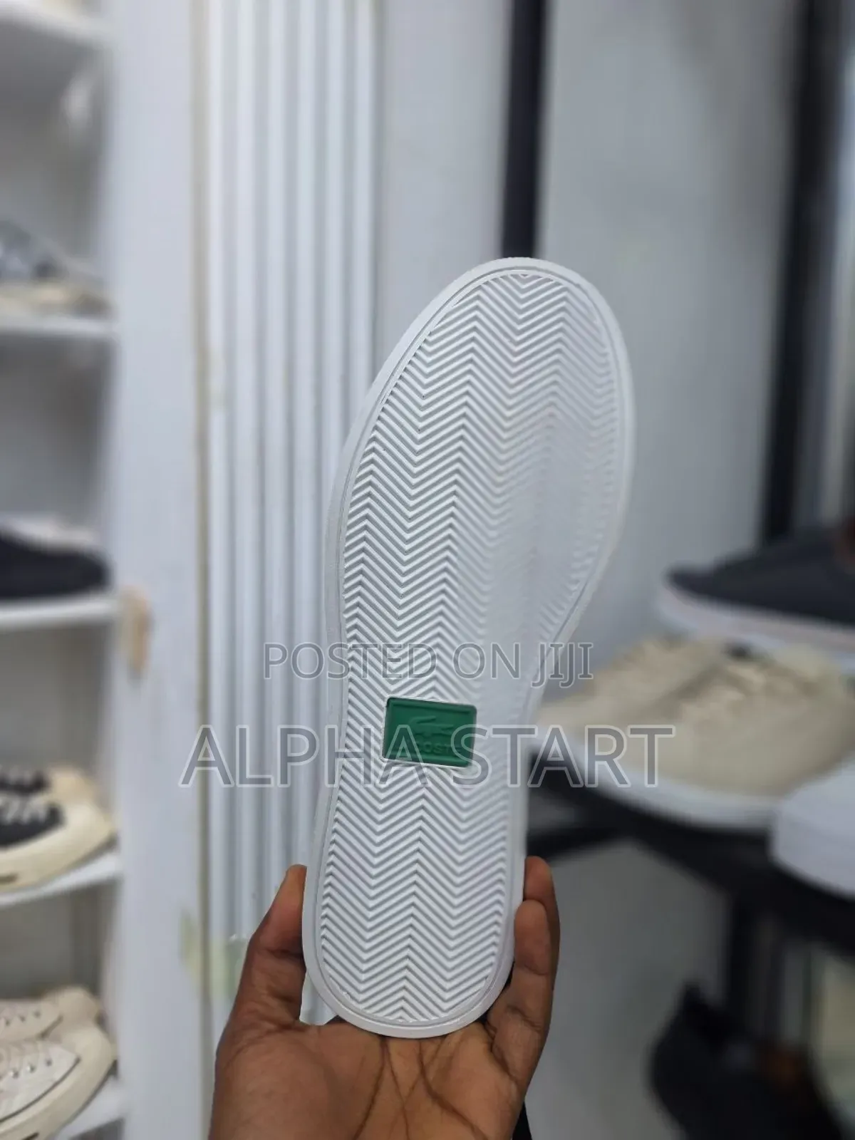   Flat Lacoste 
 Made in Vietnam 
 Size -- 40--45