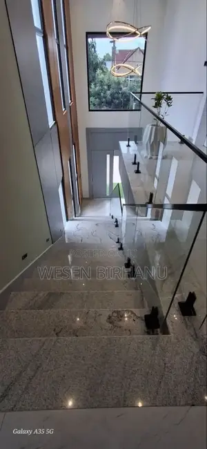 8bdrm House in አያት, Addis Ketema for sale