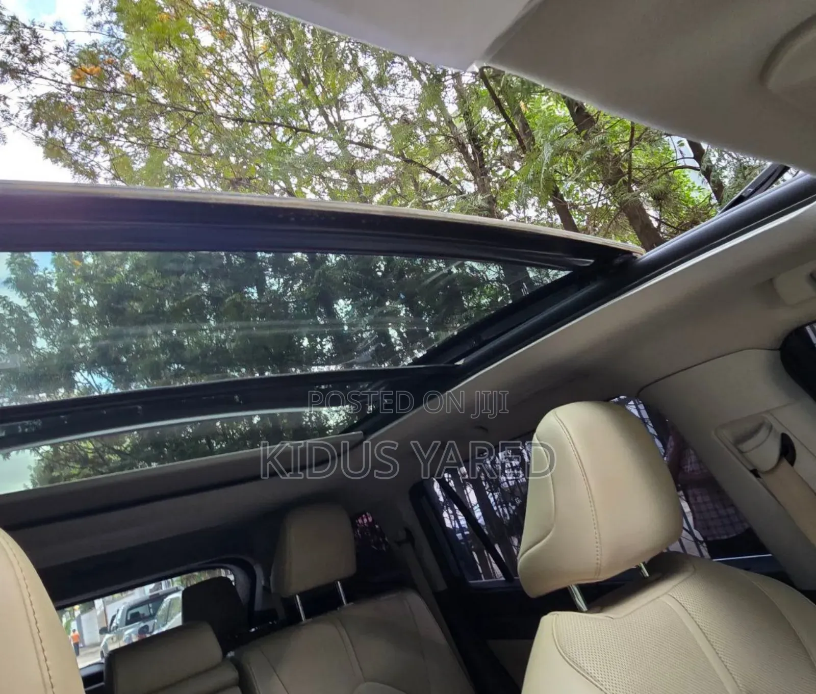 Toyota Highlander Hybrid 2023 Silver