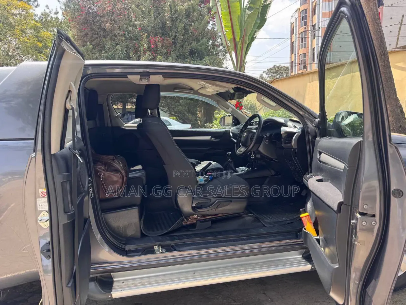 Toyota Hilux 2019 Gray
