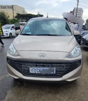 Photo - Hyundai Atos 2022 Gold