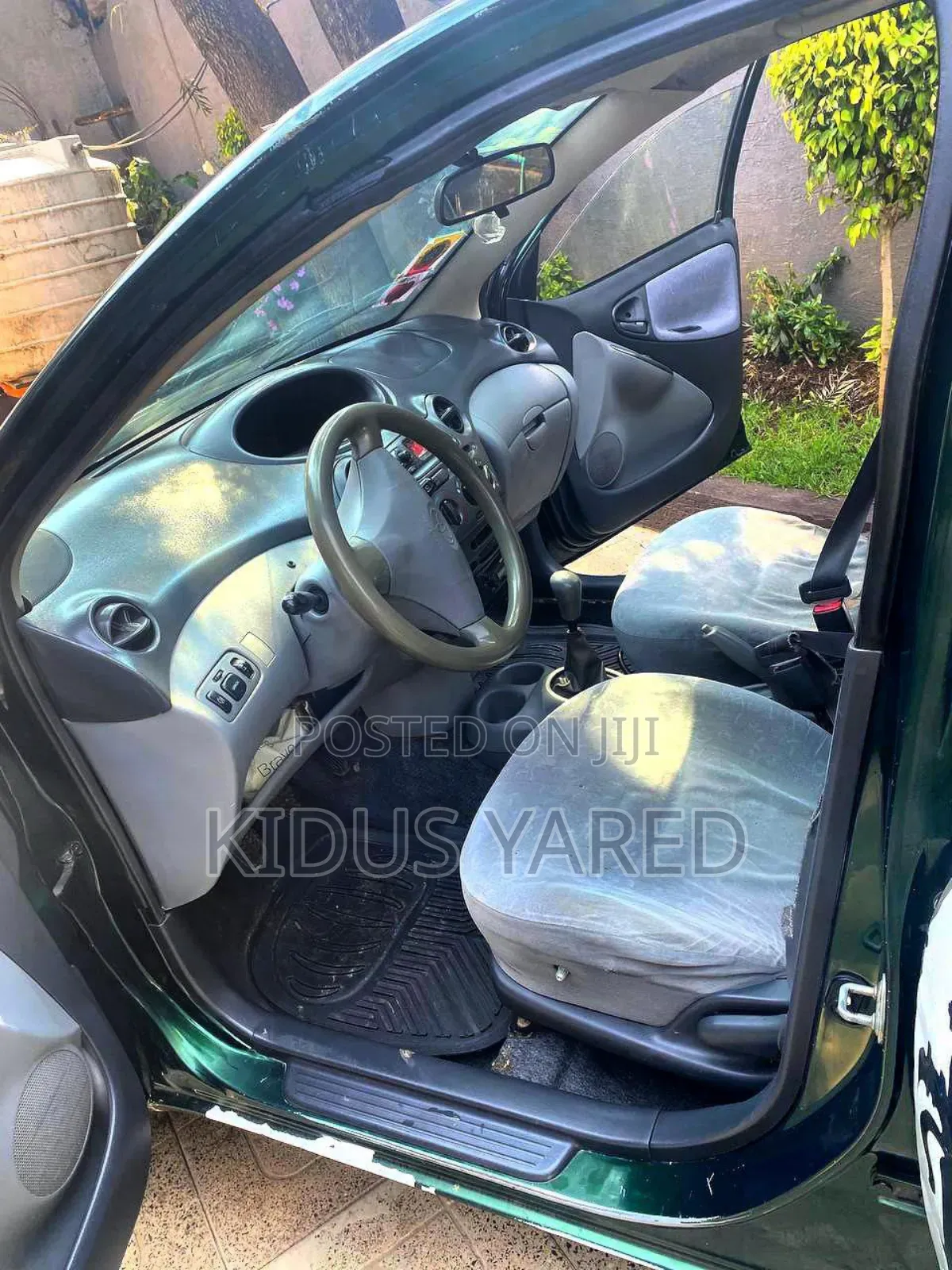 Toyota Yaris 1.5 2000 Green