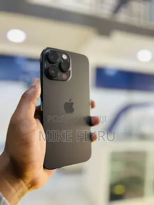 Photo - Apple iPhone 14 Pro Max 128 GB Black