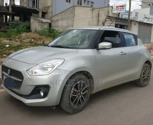 Photo - Suzuki Swift 2021 Silver