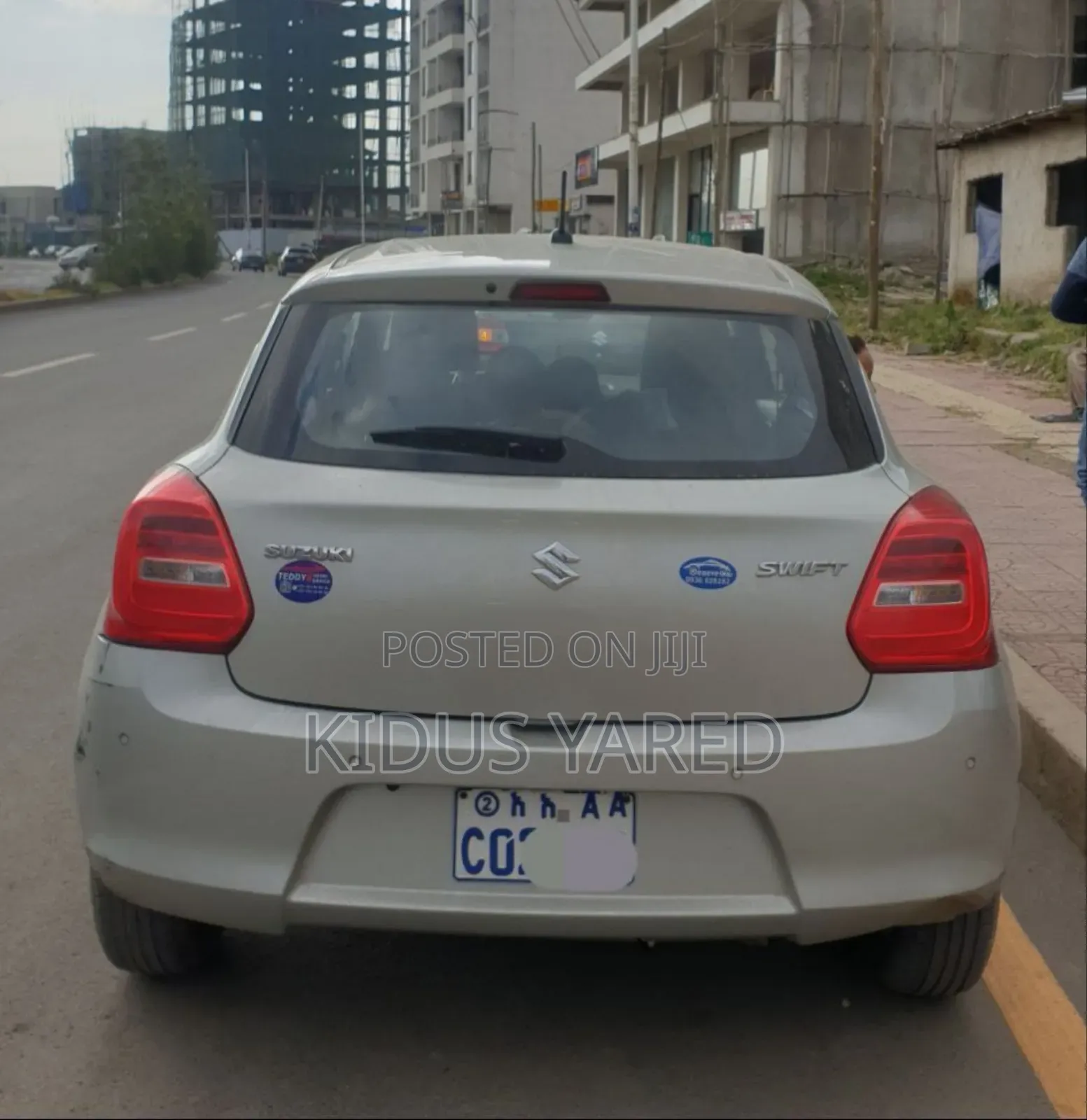 Suzuki Swift 2021 Silver