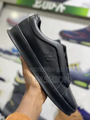 Lv Louis Vuitton Black Men’S Flat Shoes