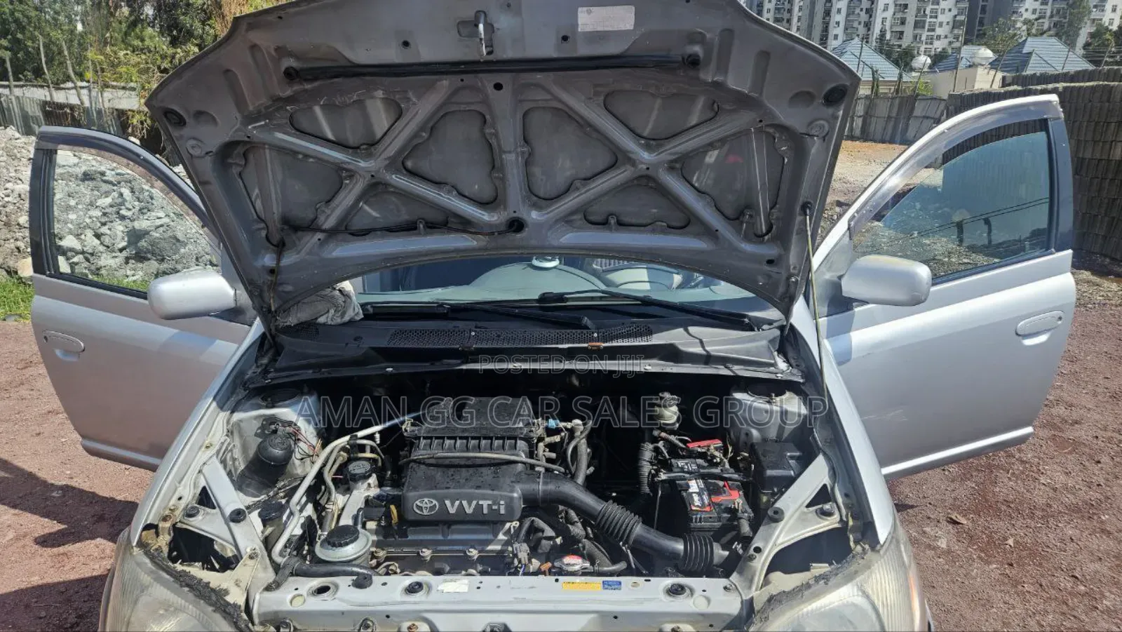 Toyota Platz 2002 Silver