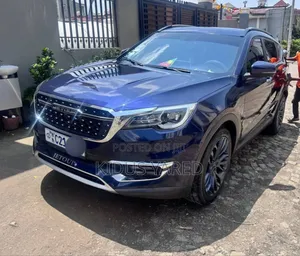 Photo - Jetour X70 Plus 2022 Blue