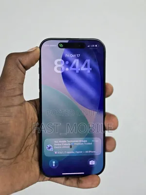 Photo - Apple iPhone 16 Pro 128 GB Black