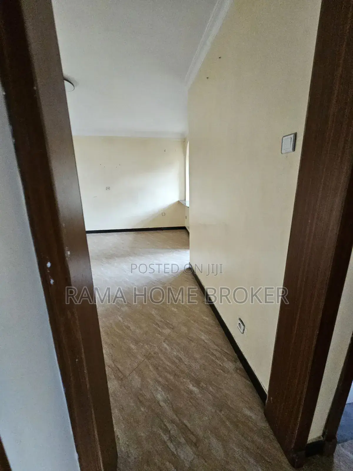 Furnished 2bdrm Condo in Yeka for sale