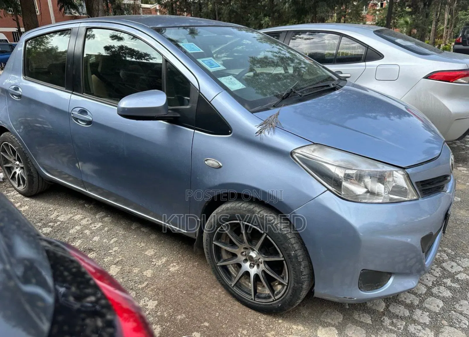 Toyota Yaris 2012 Blue