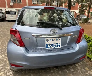 Toyota Yaris 2012 Blue