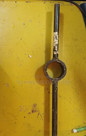 Photo - Heavy-Duty T-Handle Tap Wrench – Ideal for Threading Pipe Work!