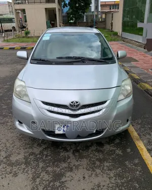 Toyota Belta 2006 Silver