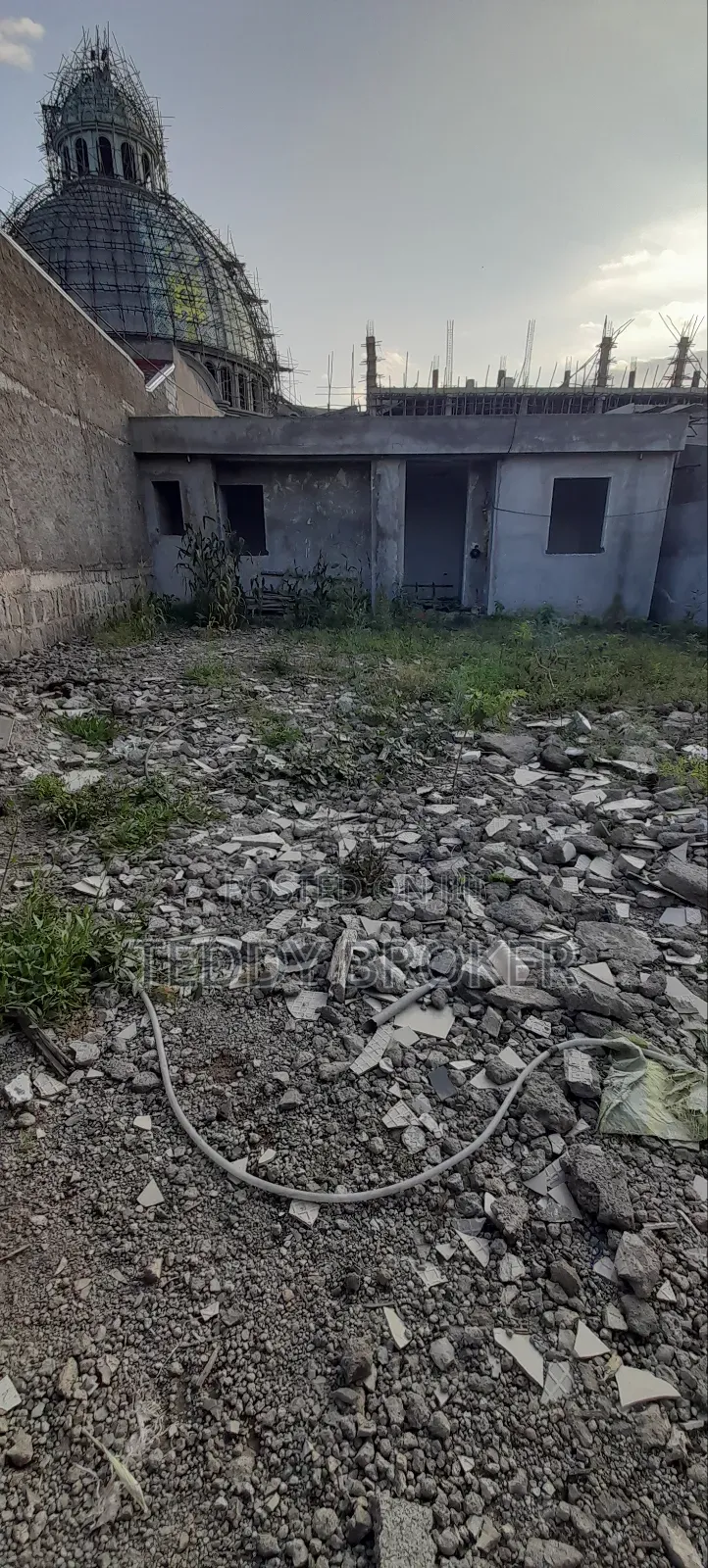 3bdrm House in Lebu, Nifas Silk-Lafto for sale