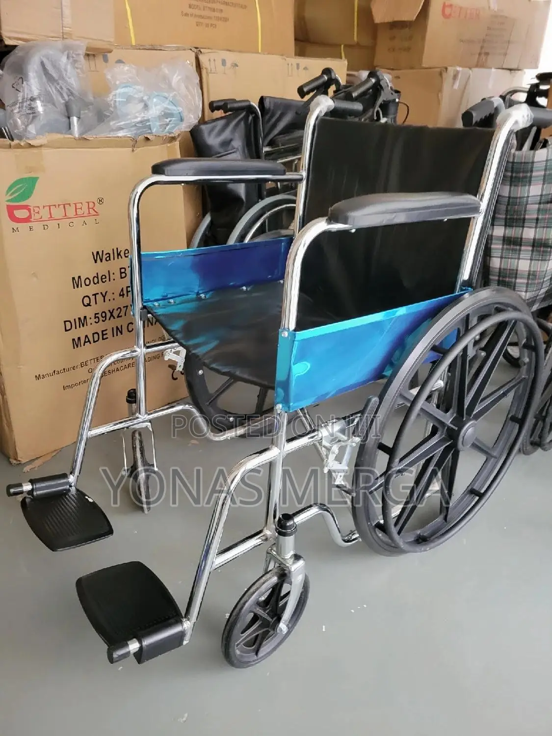 Normal Wheelchair//Wheelchair罛喎back Pocket for Carrying Essentials