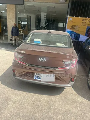 Hyundai I10 2021 Gold