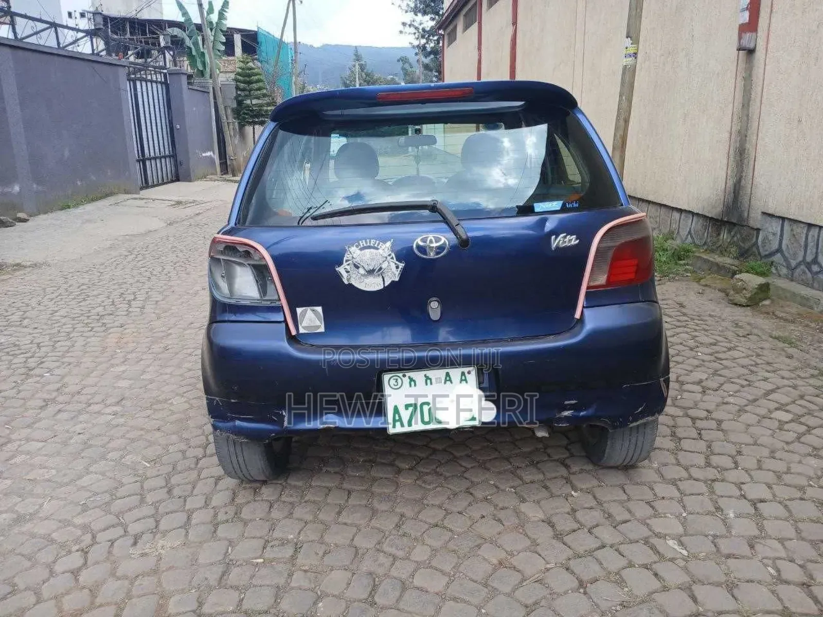 Toyota Vitz 2001 Blue