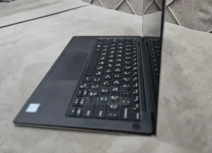 New Laptop Dell XPS 13 8GB Intel Core i5 SSD 512GB