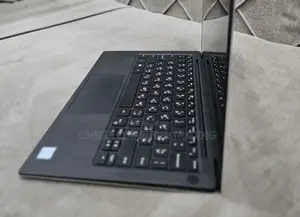 New Laptop Dell XPS 13 8GB Intel Core i5 SSD 512GB