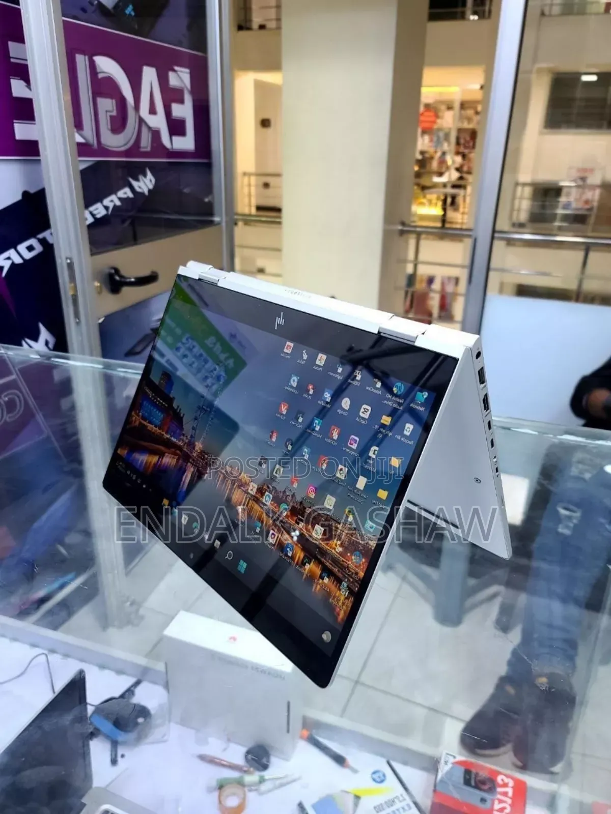 New Laptop HP EliteBook X360 1040 G7 16GB Intel Core I5 SSD 512GB