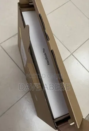 New Apple MacBook Pro 2024 M4 Pro 16-Inch 24GB Intel Core I9 SSD 512GB