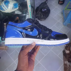 Nike Air Jordan 1 Low-Cut Blue Sneakers [On Hand]