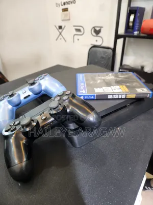Playstation 4 Slim