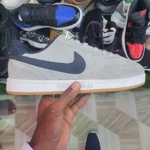 Photo - Nike Suede Low-Cut Streetwear Sneakers [On Hand]