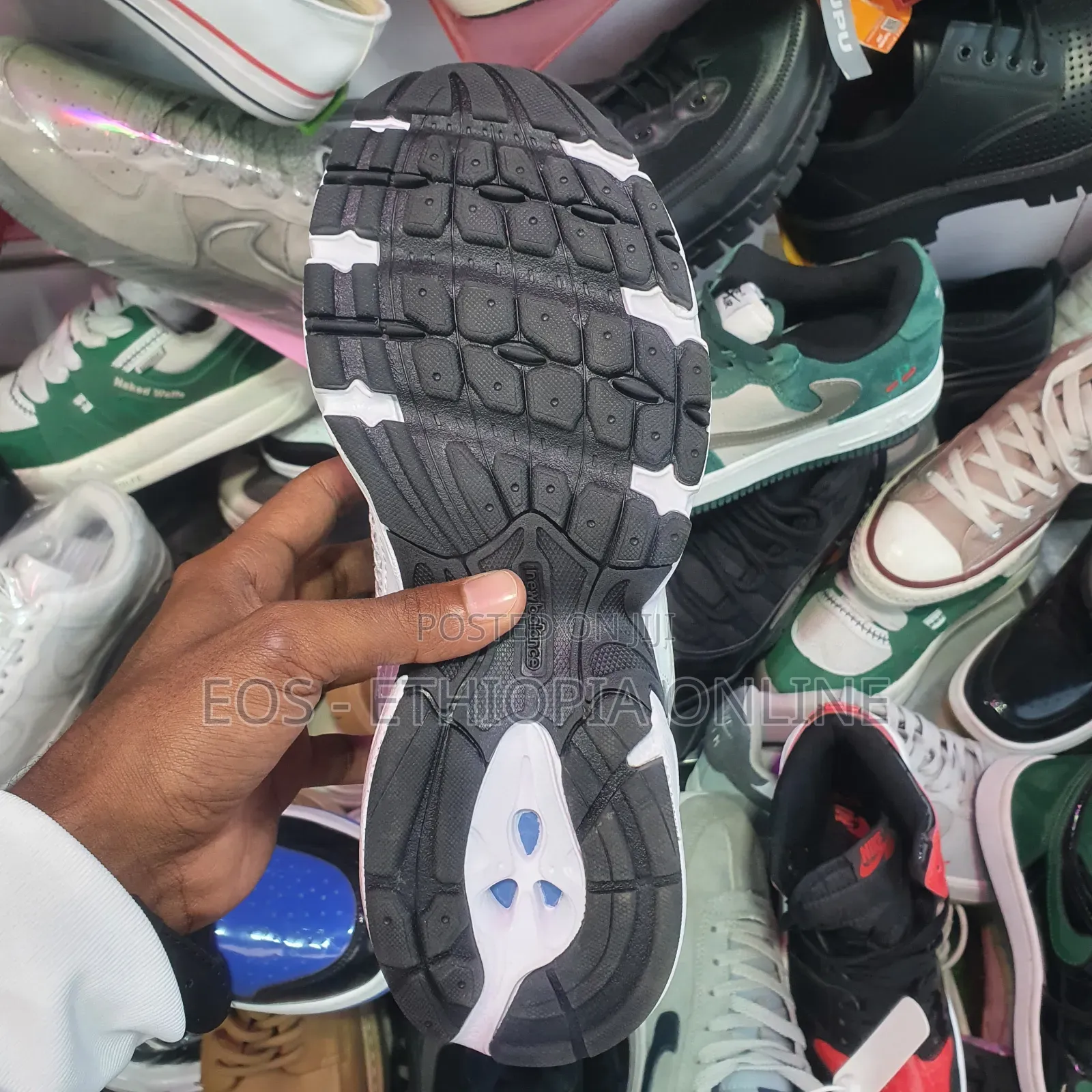 White Trendy New Balance 530 Running Style for Women [On Hand]