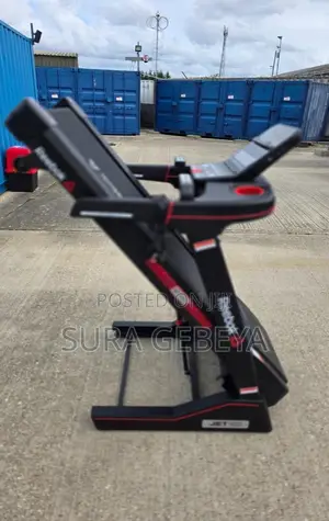 Photo - መሳጭ የሩጫ ልምድን እቤትዎreebok Treadmills