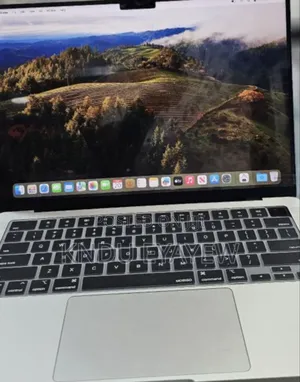 New Laptop Apple MacBook Pro 2024 M3 14-Inch 8GB Apple M3 SSD 512GB